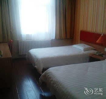 Home Inn Hongjialou 외부 사진
