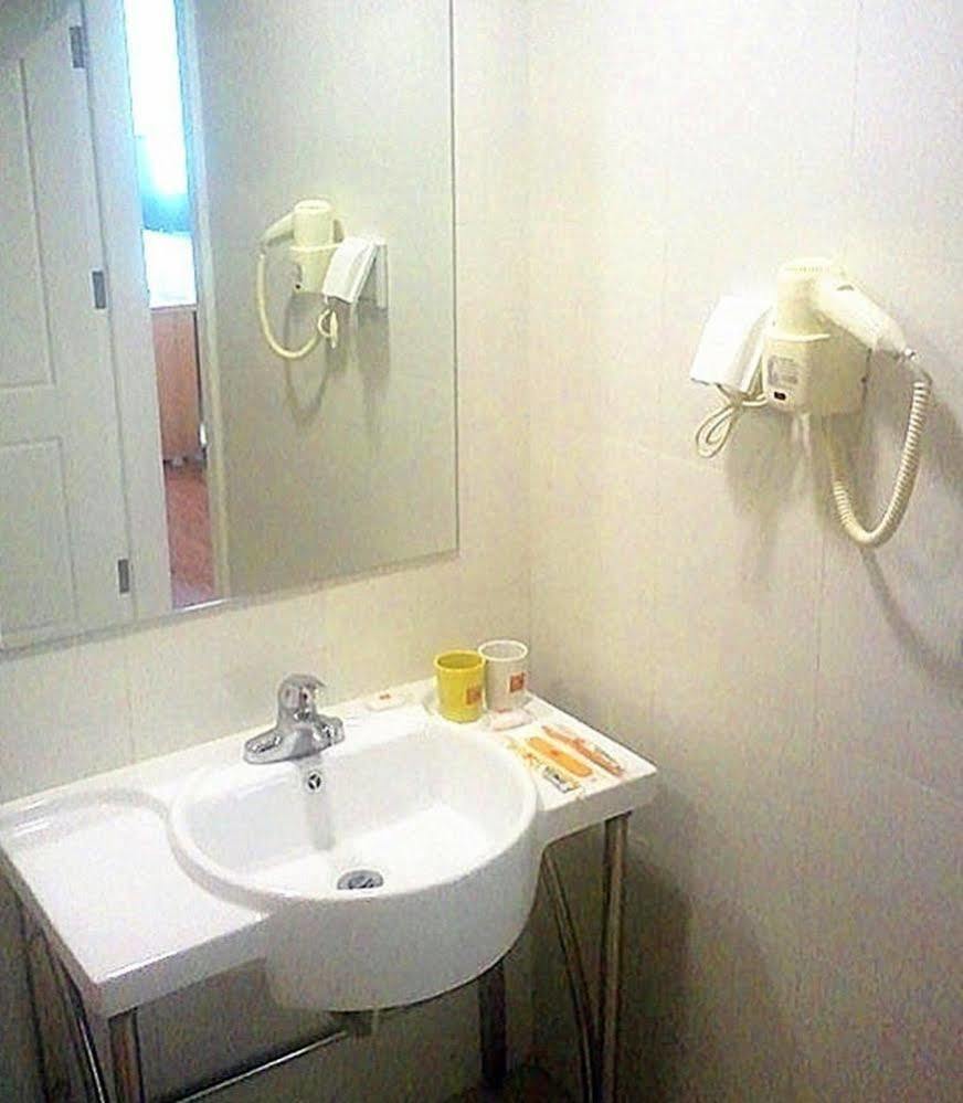 Home Inn Hongjialou 외부 사진